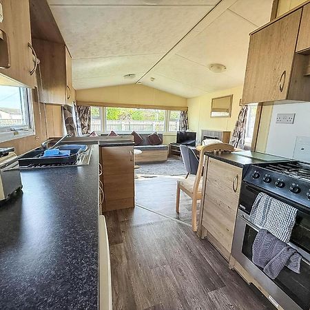 Lovely 6 Berth Caravan At Sunnydale Holiday Park Ref 35375S Louth  Bagian luar foto
