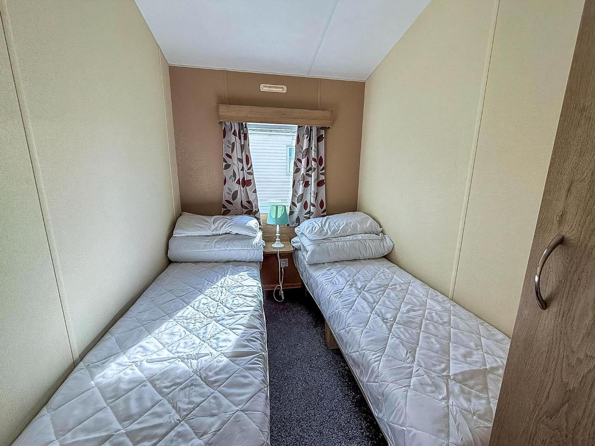 Lovely 6 Berth Caravan At Sunnydale Holiday Park Ref 35375S Louth  Bagian luar foto